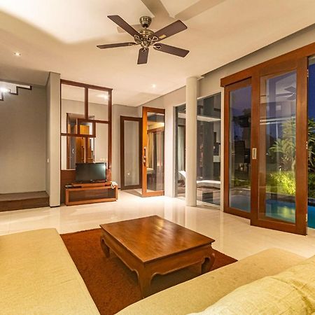 Nitya Loka Villas Кута Екстериор снимка